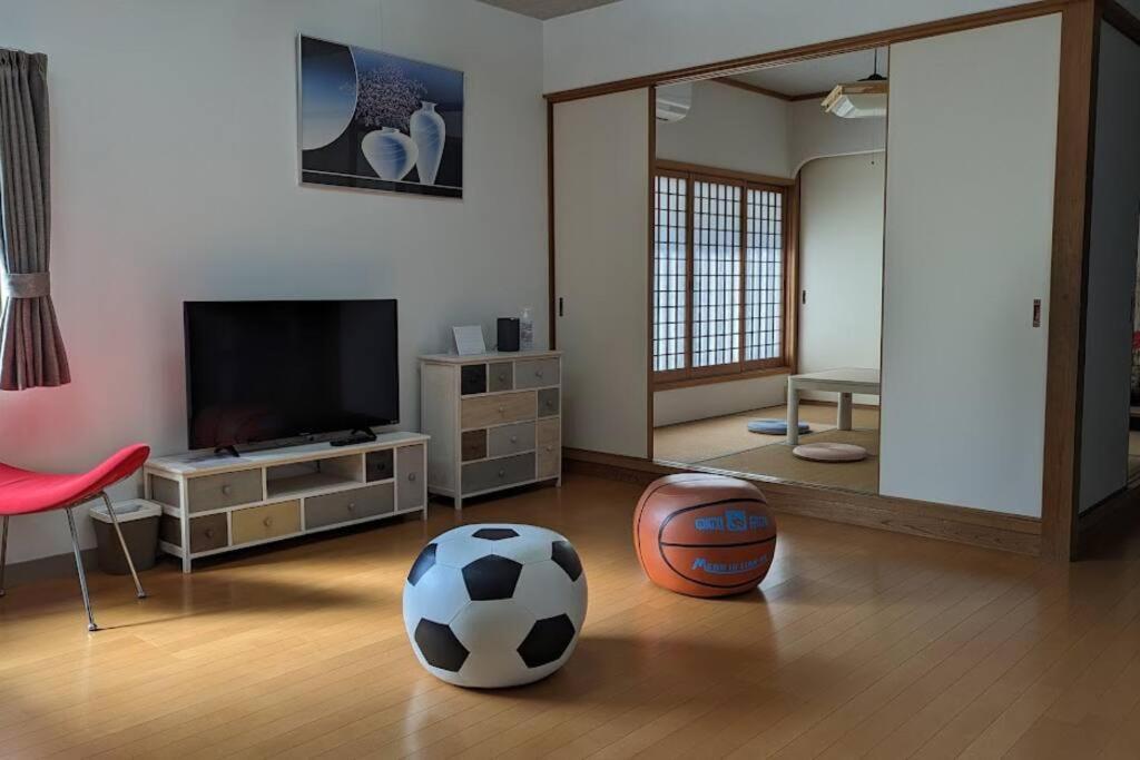 Roomy 4Br Home Sleeps 9／Shinosaka／Large Groups Экстерьер фото